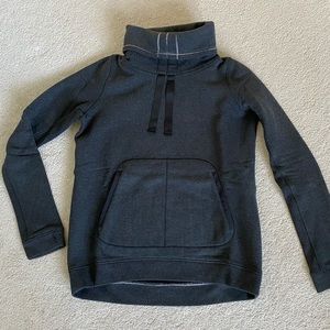 Lululemon Sweatshirt